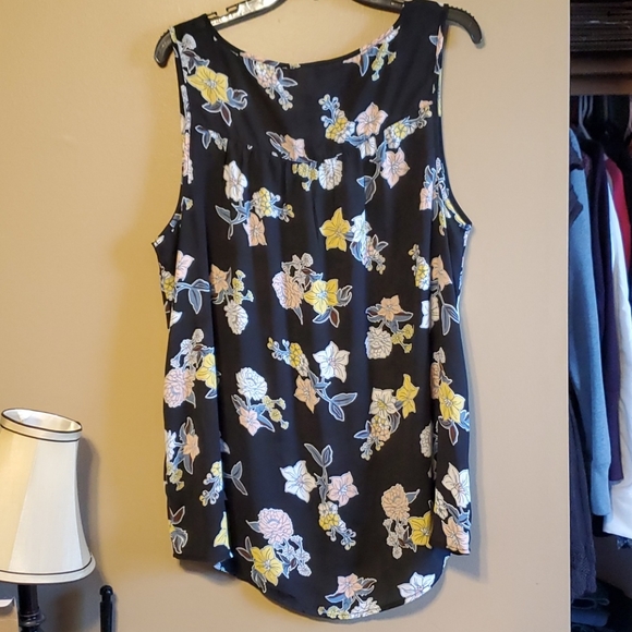 Torrid Top - Picture 3 of 4